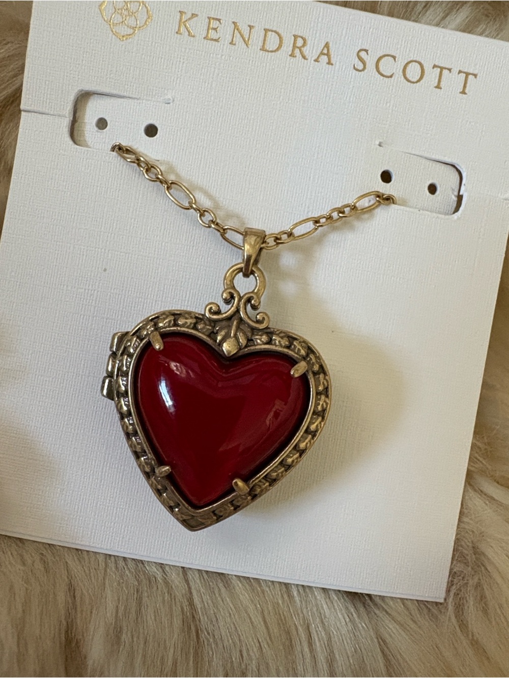 Kendra Scott x Disney Heart Pendant Locket